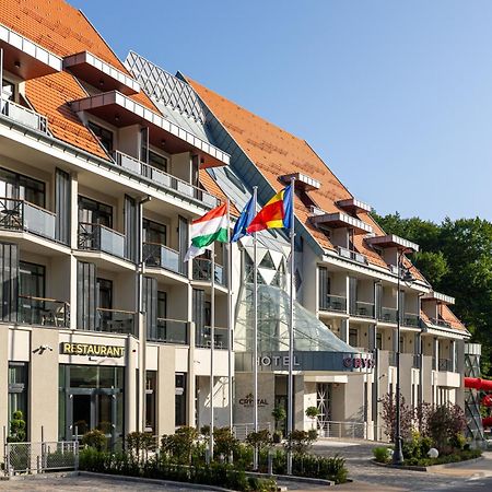 Hotel Crystal Wellness & Spa Superior Sovata Exterior photo