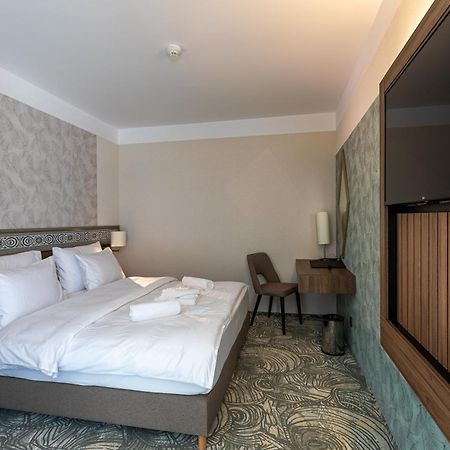 Hotel Crystal Wellness & Spa Superior Sovata Exterior photo