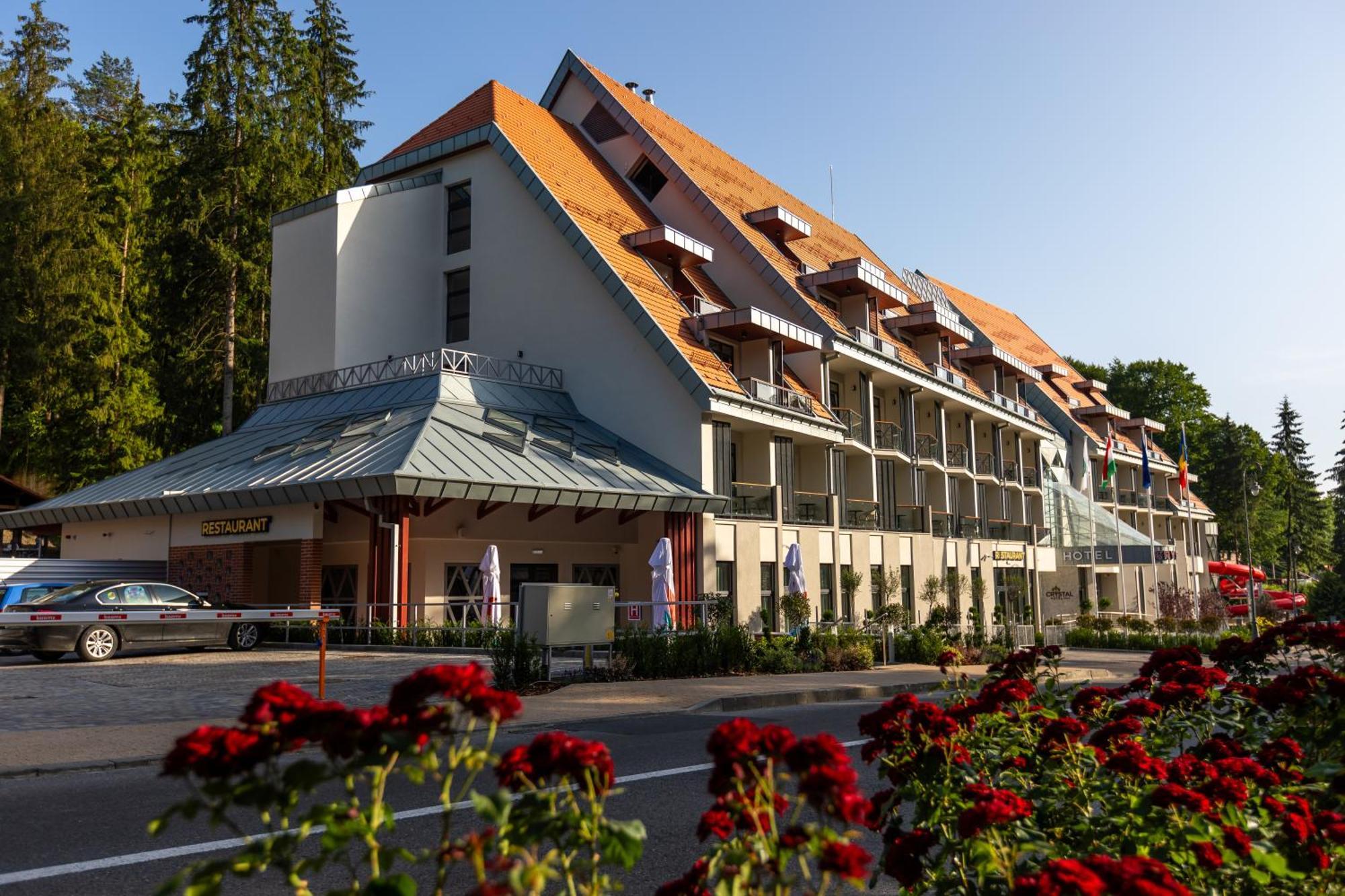 Hotel Crystal Wellness & Spa Superior Sovata Exterior photo