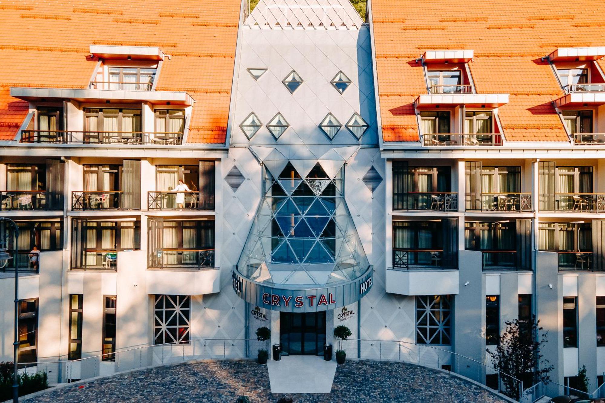 Hotel Crystal Wellness & Spa Superior Sovata Exterior photo
