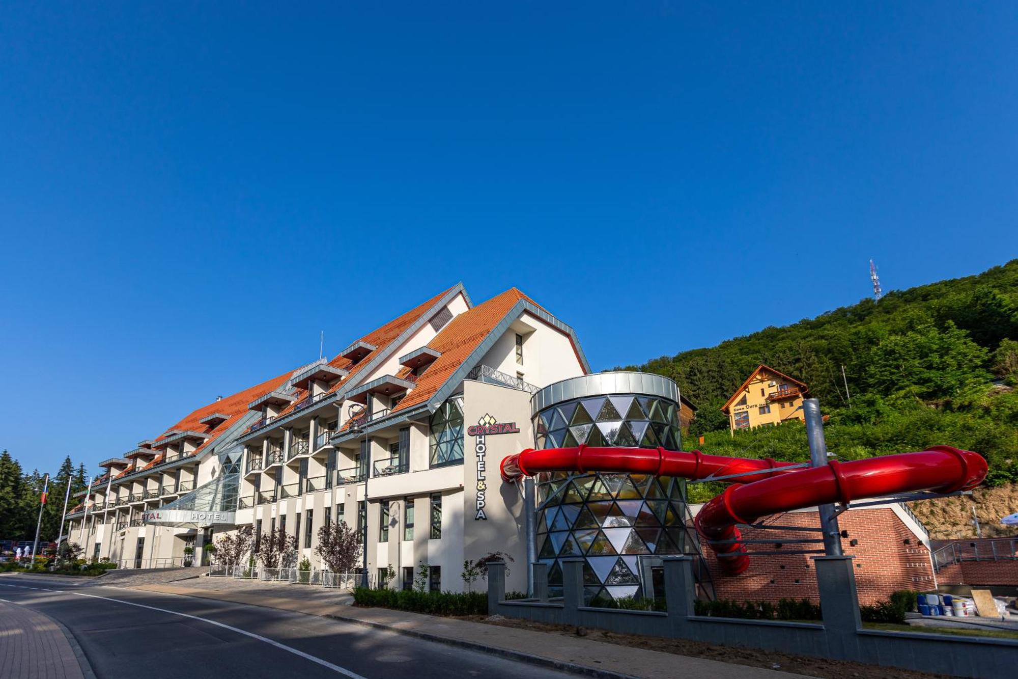 Hotel Crystal Wellness & Spa Superior Sovata Exterior photo