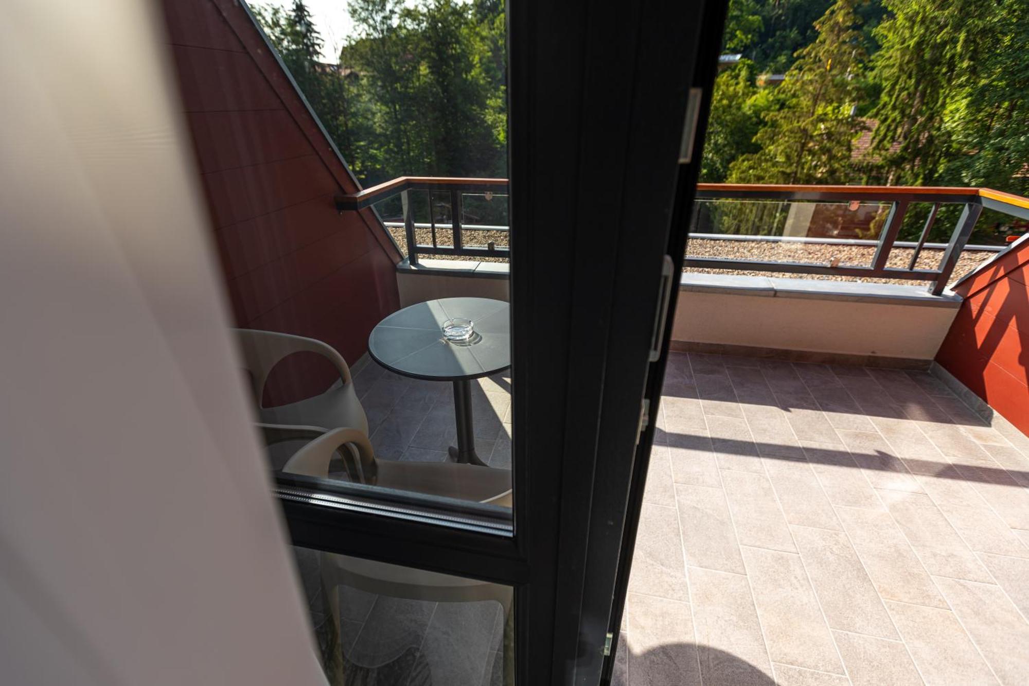 Hotel Crystal Wellness & Spa Superior Sovata Exterior photo