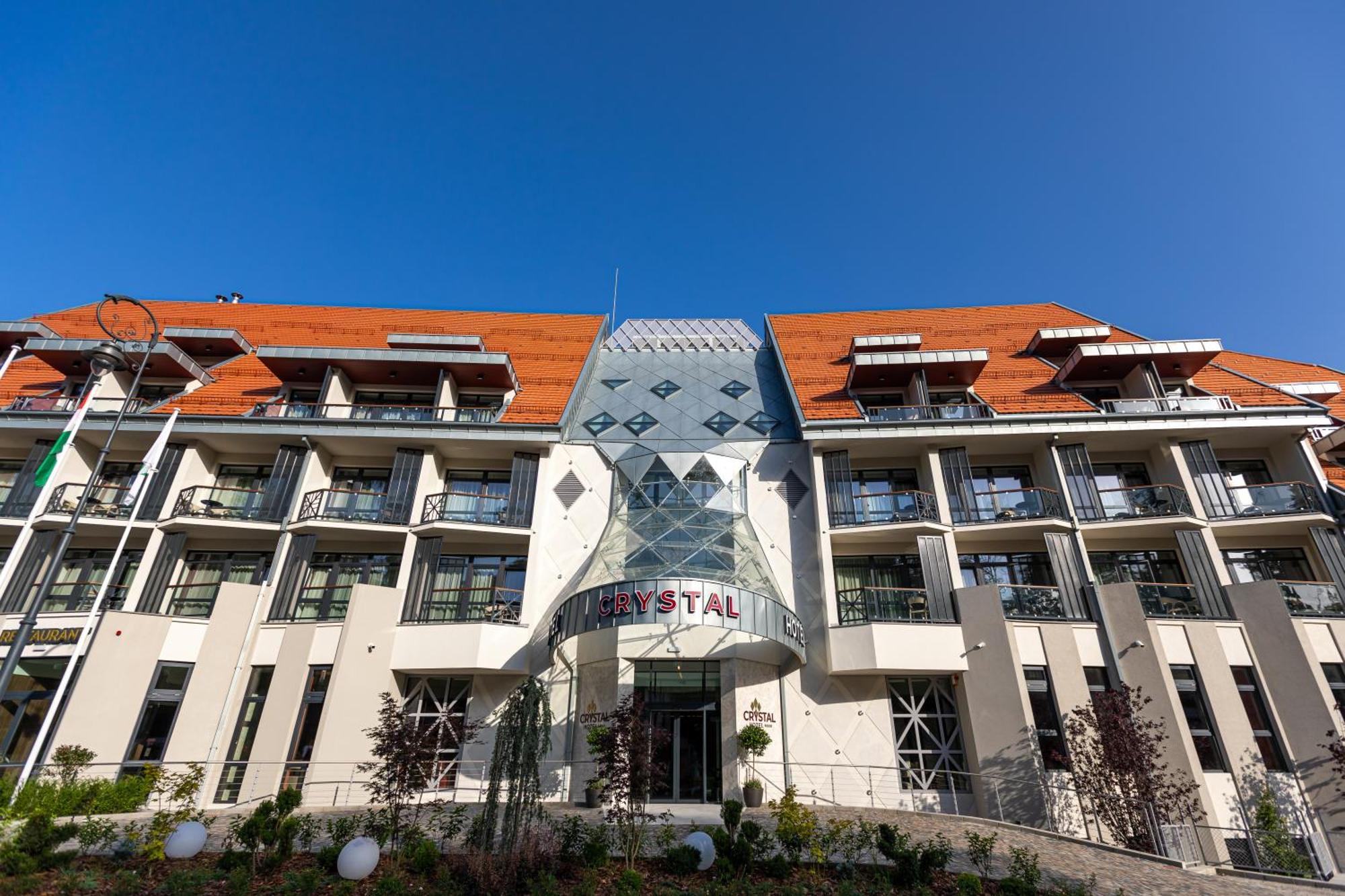 Hotel Crystal Wellness & Spa Superior Sovata Exterior photo